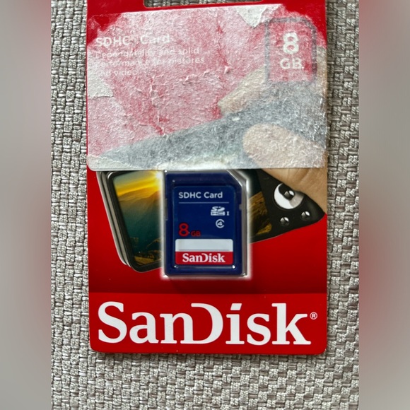SD card 8 GB new - Picture 2 of 4
